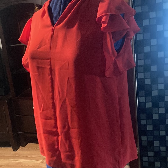 Blouse - Picture 2 of 3